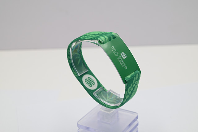 中國黑河市與俄羅斯布市實(shí)行公共自行車租賃“一卡通”