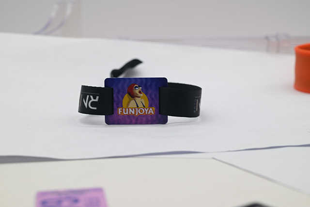 淺析可視卡可進(jìn)行改寫電子往來港澳通行證及它的好處 淺析可視卡可進(jìn)行改寫電子往來港澳通行證及它的好處